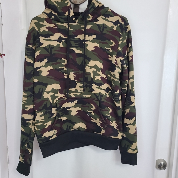 KingSize Men's Long Sleeve Camouflage Hoodie, Size: Large Color: Woodland - Picture 5 of 12